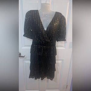 Black and gold lightweight dress